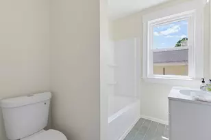 97 Cottage St, Northbridge, MA 01588 - Photo 15