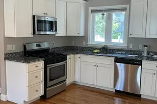 36 Osgood St, Lowell, MA 01851 - Photo 7