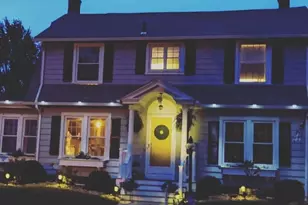 174 Hopkins Pl, Longmeadow, MA 01106 - Photo 1