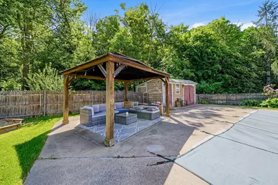 652 Old Post Rd, North Attleboro, MA 02760 - Photo 29