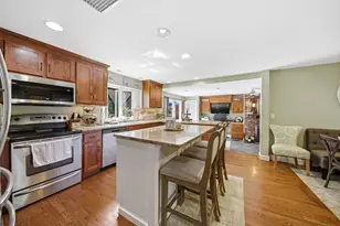 652 Old Post Rd, North Attleboro, MA 02760 - Photo 5