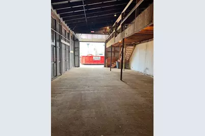 577 Middlesex St #5, Lowell, MA 01852 - Photo 3