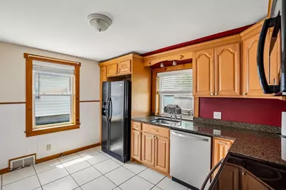 10 Standish, Worcester, MA 01604 - Photo 5