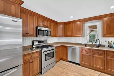 9 Oregon Ave, Braintree, MA 02180 - Photo 11