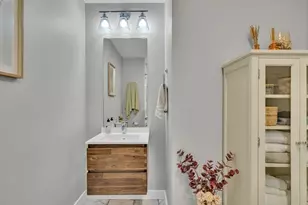 10 Everett, Boston, MA 02128 - Photo 27