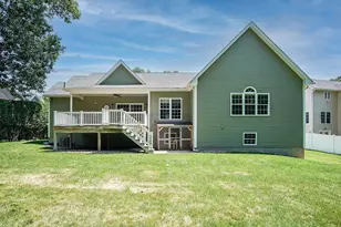 5 Red Bridge Ln, South Hadley, MA 01075 - Photo 3