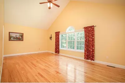 5 Red Bridge Ln, South Hadley, MA 01075 - Photo 13