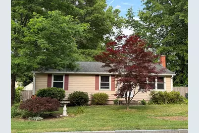 11 Butternut St, Springfield, MA 01128 - Photo 3