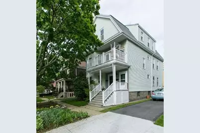 121 Highland Rd #1, Somerville, MA 02144 - Photo 3