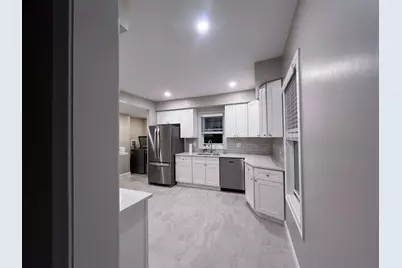 121 Highland Rd #1, Somerville, MA 02144 - Photo 7