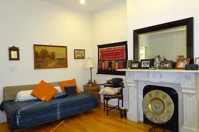 17 Centre St #1, Cambridge, MA 02139 - Photo 3