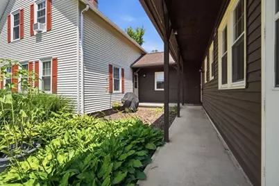 33-37 Cottage St, Amherst, MA 01002 - Photo 13