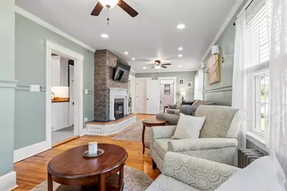 33 Hammond St, Leominster, MA 01453 - Photo 15