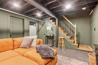33 Hammond St, Leominster, MA 01453 - Photo 27