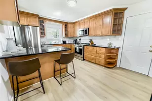 235 Cardinal Medeiros, Cambridge, MA 02141 - Photo 3
