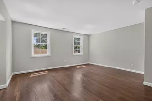 27 Sherwood Ave, Westfield, MA 01085 - Photo 21