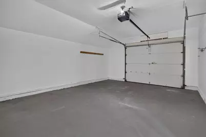 27 Sherwood Ave, Westfield, MA 01085 - Photo 27