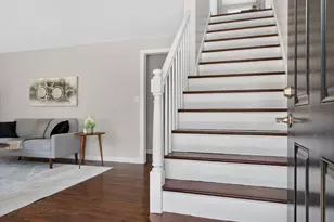27 Sherwood Ave, Westfield, MA 01085 - Photo 17