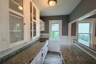 23 Woodford St, Worcester, MA 01604 - Photo 9