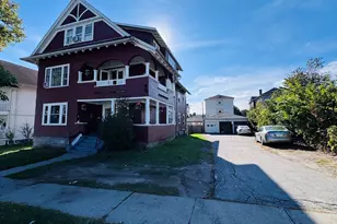23 Woodford St, Worcester, MA 01604 - Photo 3