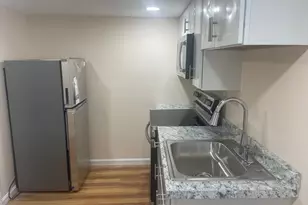 10 McDonough Ct, Boston, MA 02136 - Photo 3