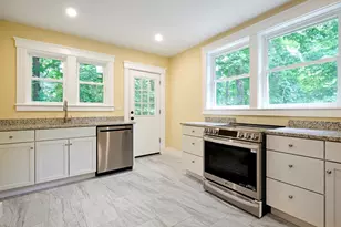 34 Maple Ave, Sudbury, MA 01776 - Photo 5