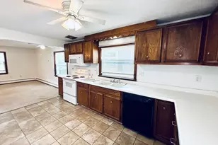 16 Indian Rock Dr, Saugus, MA 01906 - Photo 5