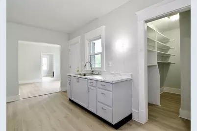 655 N Main St, East Longmeadow, MA 01028 - Photo 9