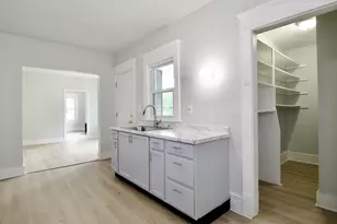 655 N Main St, East Longmeadow, MA 01028 - Photo 9