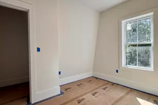 139 Sycamore St, Somerville, MA 02145 - Photo 7