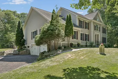 203 Maple St, Douglas, MA 01516 - Photo 3