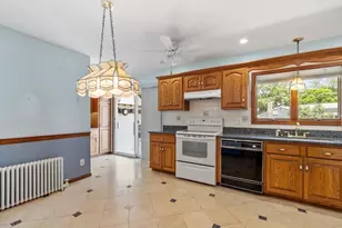 47 Arnold St, Marlborough, MA 01752 - Photo 13