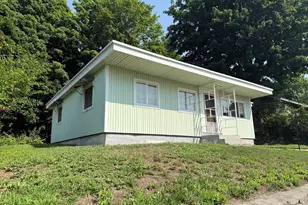 36 Fifth Ave, Lowell, MA 01854 - Photo 3