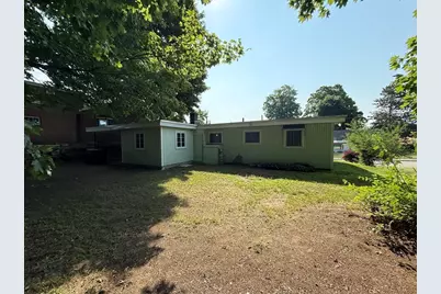 36 Fifth Avenue, Lowell, MA 01854 - Photo 5