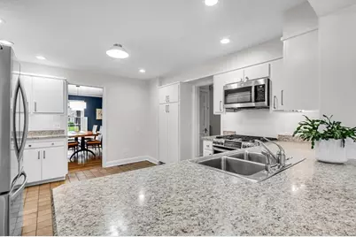 28 Brittany Rd, Longmeadow, MA 01106 - Photo 11