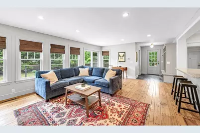 28 Brittany Rd, Longmeadow, MA 01106 - Photo 9
