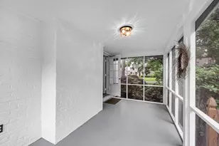 28 Brittany Rd, Longmeadow, MA 01106 - Photo 17