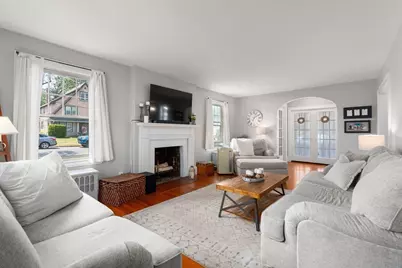 107 Perkins St, Springfield, MA 01118 - Photo 3