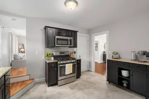 107 Perkins St, Springfield, MA 01118 - Photo 7