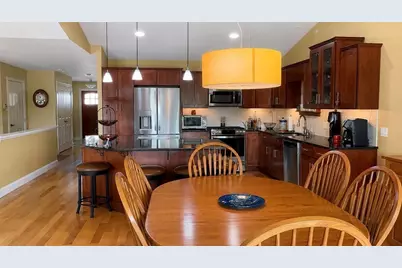 717 Northampton St #12, Holyoke, MA 01040 - Photo 9