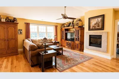 717 Northampton St #12, Holyoke, MA 01040 - Photo 15