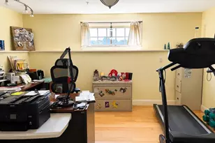 717 Northampton St, Holyoke, MA 01040 - Photo 35