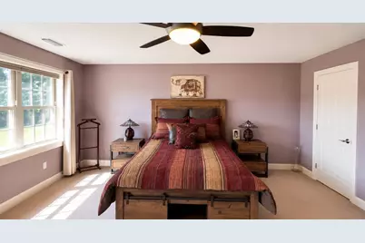 717 Northampton St #12, Holyoke, MA 01040 - Photo 21