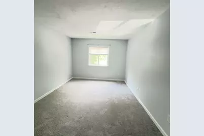 44 Maria Ave #105, Southbridge, MA 01550 - Photo 7