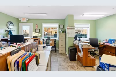 381 Summer Street, Fitchburg, MA 01420 - Photo 23