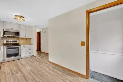 133 Mosier St, South Hadley, MA 01075 - Photo 5