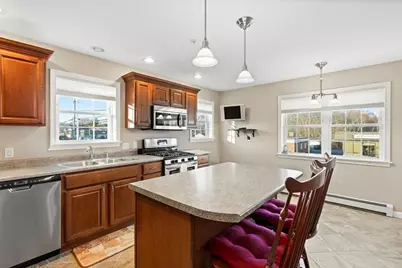 381 Summer Street, Fitchburg, MA 01420 - Photo 11