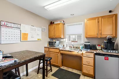 381 Summer Street, Fitchburg, MA 01420 - Photo 23