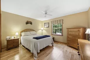 19 Rosewood Ln, Southwick, MA 01077 - Photo 17