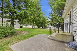19 Rosewood Ln, Southwick, MA 01077 - Photo 27